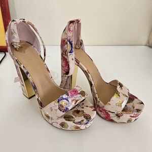 New Bamboo Floral Platform Heels